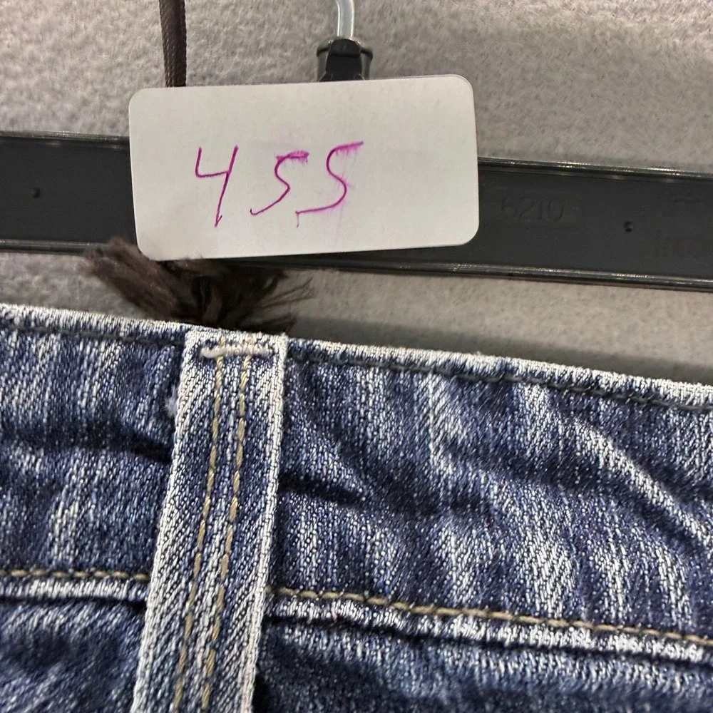 Signature by Levi Strauss & Co. signature by